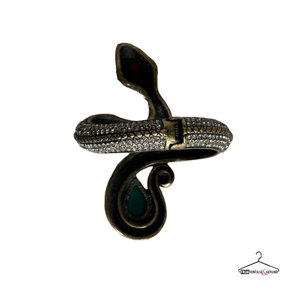 Show Stopping Snake Cuff - Picture 7 of 11
